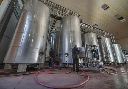 當代釀酒廠啤酒設備 創新技術與高效生產的完美融合